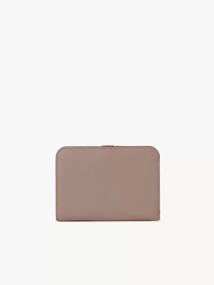 Alphabet bifold wallet in grained leather Alphabet bifold wallet in grained leather