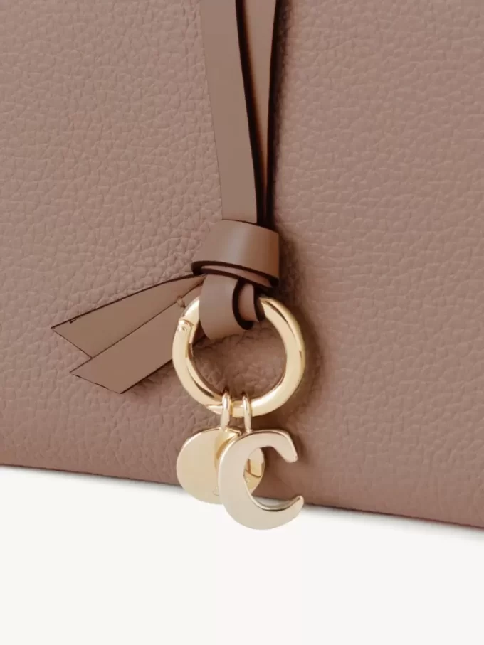 Alphabet bifold wallet in grained leather Alphabet bifold wallet in grained leather