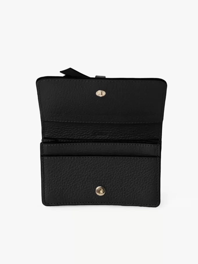 Alphabet card holder in grained leather Alphabet card holder in grained leather