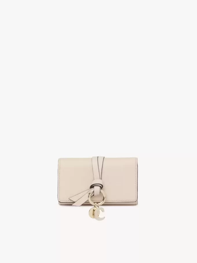 Alphabet key case in grained leather Alphabet key case in grained leather