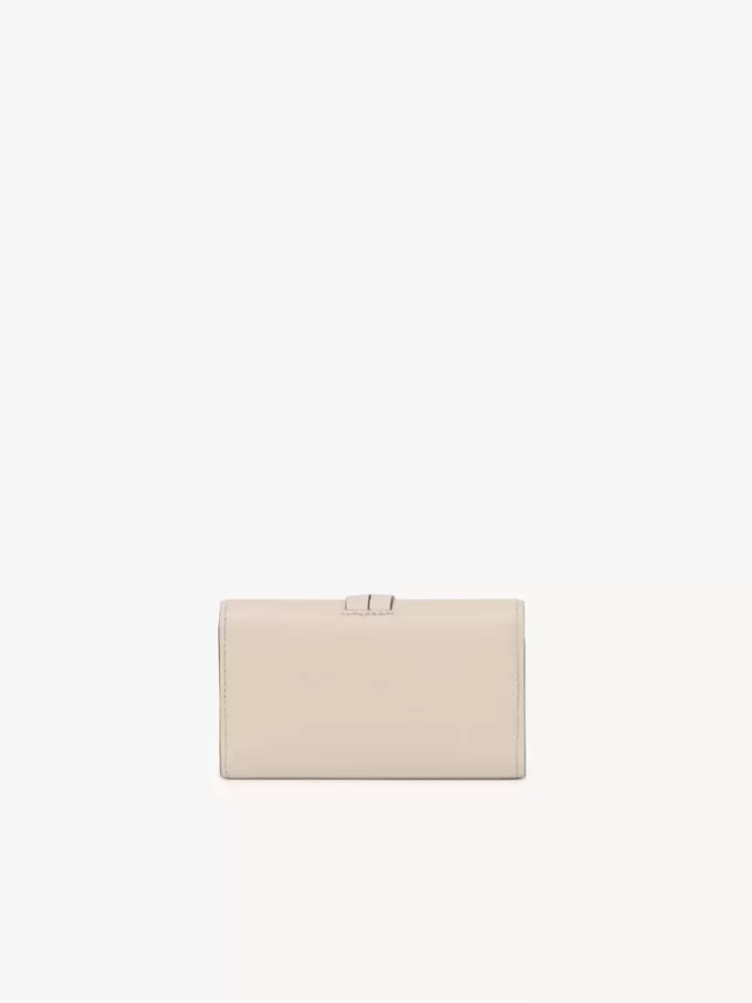 Alphabet key case in grained leather Alphabet key case in grained leather