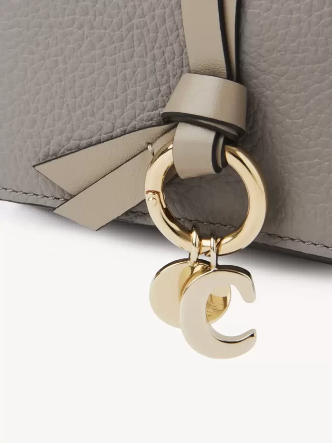 Alphabet key case in grained leather Alphabet key case in grained leather