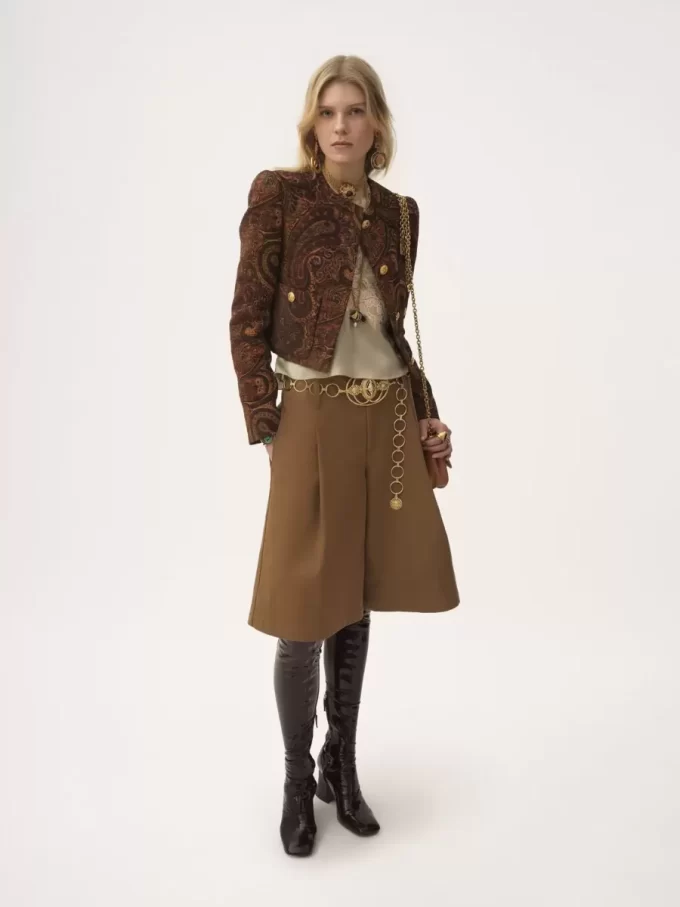 Boxy collarless jacket in tapestry jacquard Boxy collarless jacket in tapestry jacquard