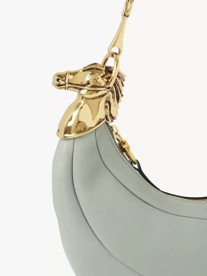 Chain Horse shoulder bag in grained leather Chain Horse shoulder bag in grained leather