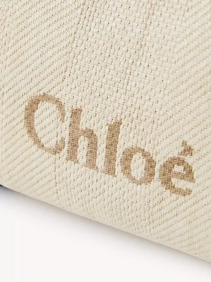 Chloé Carry shoulder bag in raffia Chloé Carry shoulder bag in raffia