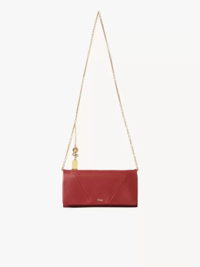 Chloé Spin flap wallet on chain in grained leather Chloé Spin flap wallet on chain in grained leather