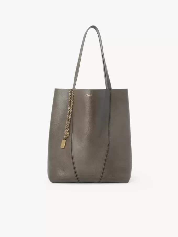 Chloé Spin tote bag in grained leather Chloé Spin tote bag in grained leather