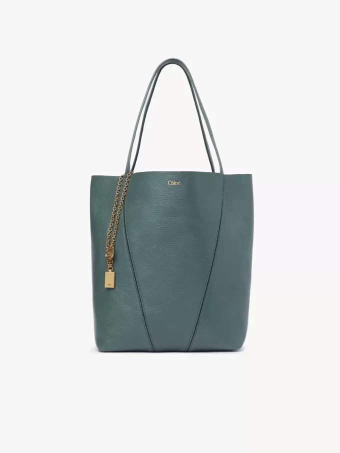 Chloé Spin tote bag in grained leather Chloé Spin tote bag in grained leather