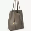 Chloé Spin tote bag in grained leather Chloé Spin tote bag in grained leather