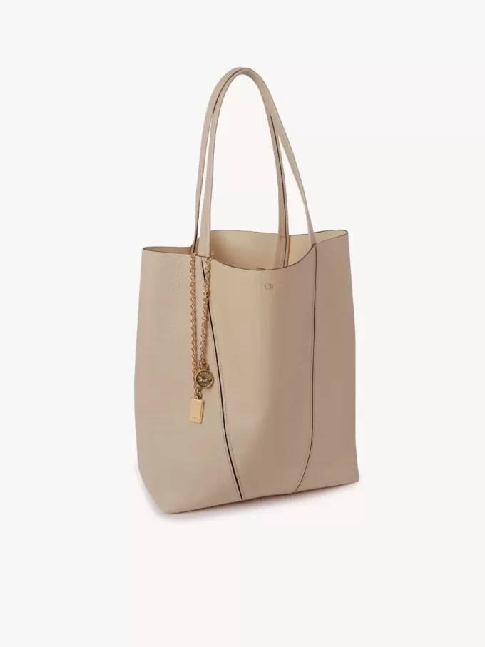 Chloé Spin tote bag in grained leather Chloé Spin tote bag in grained leather