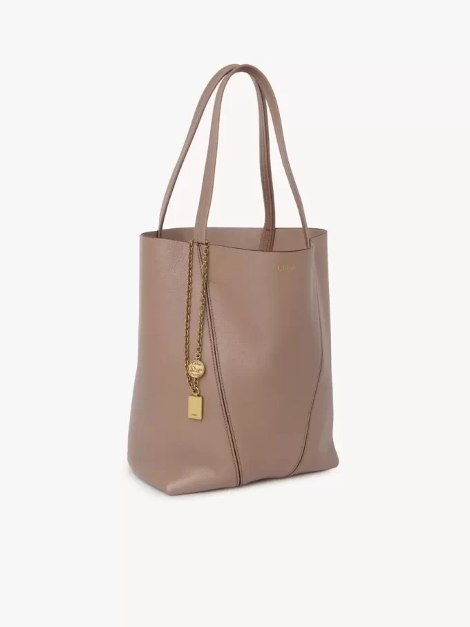 Chloé Spin tote bag in grained leather Chloé Spin tote bag in grained leather