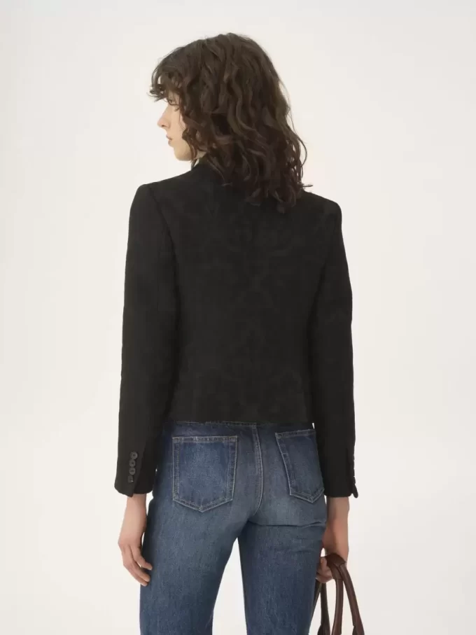 Double-breasted fitted jacket in a wool-mix jacquard Double-breasted fitted jacket in a wool-mix jacquard