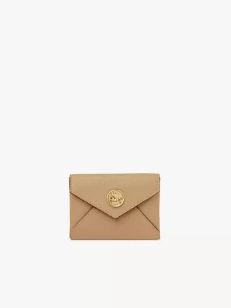 Envelope card holder in grained leather