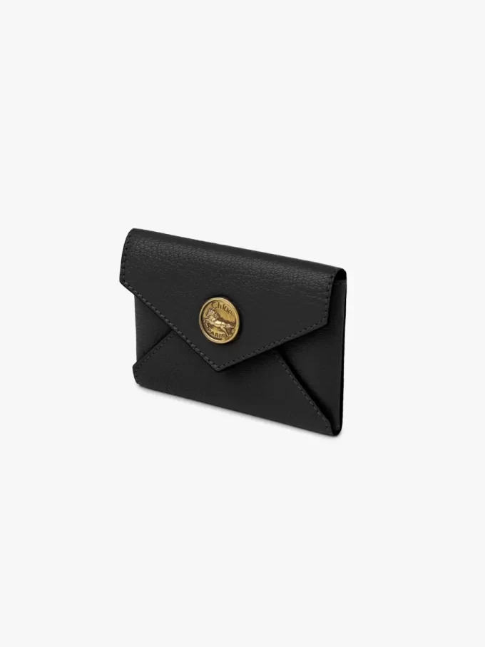 Envelope card holder in grained leather Envelope card holder in grained leather