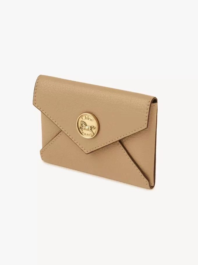 Envelope card holder in grained leather Envelope card holder in grained leather
