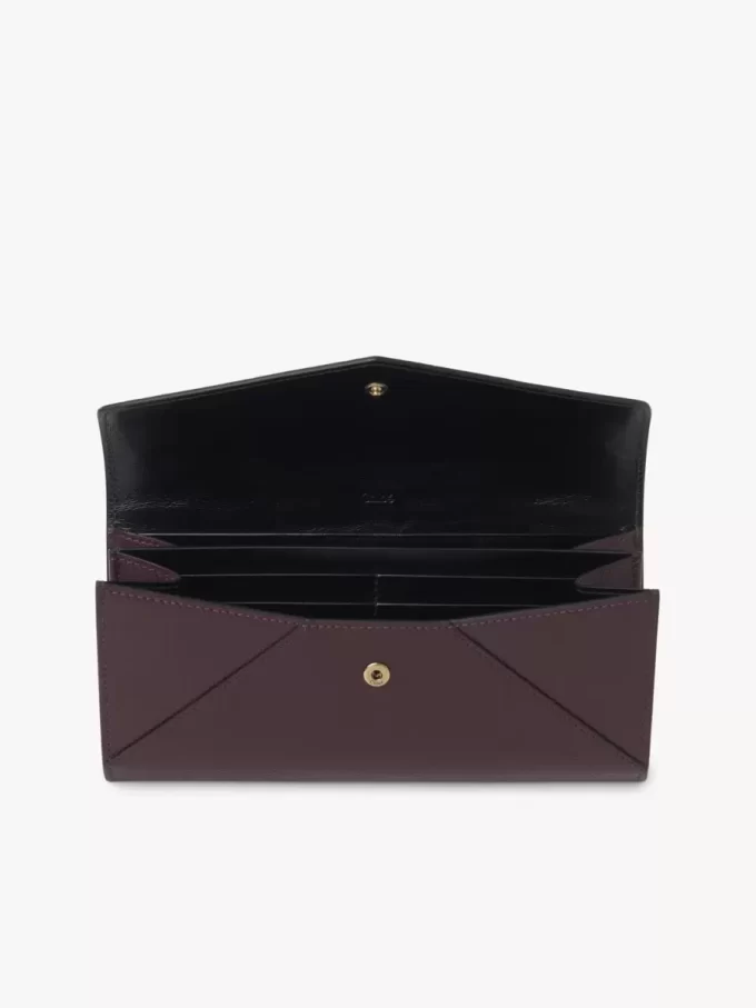 Envelope long wallet with flap in grained leather Envelope long wallet with flap in grained leather