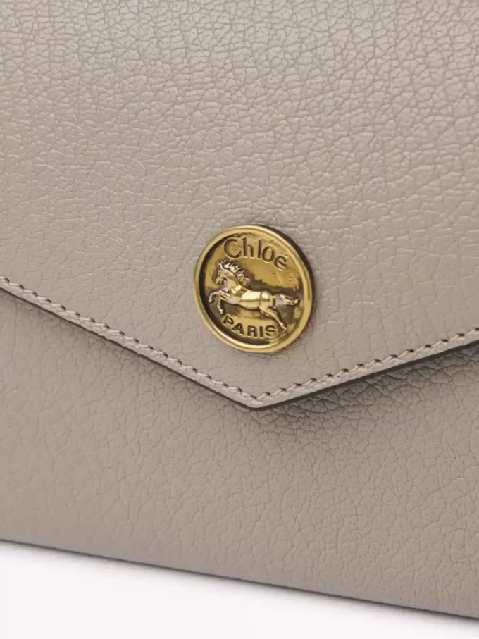 Envelope long wallet with flap in grained leather Envelope long wallet with flap in grained leather