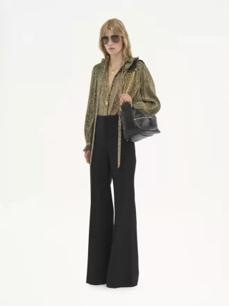 Flared tailored pants in wool grain de poudre
