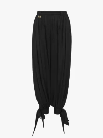 Fluid pleated pants in silk charmeuse