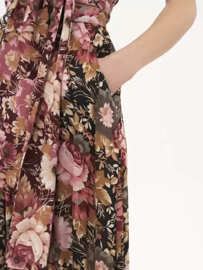 Fluid pleated pants in silk charmeuse Fluid pleated pants in silk charmeuse