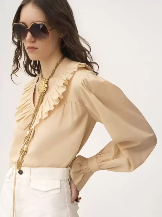 Gathered ruffle top in cotton voile Gathered ruffle top in cotton voile