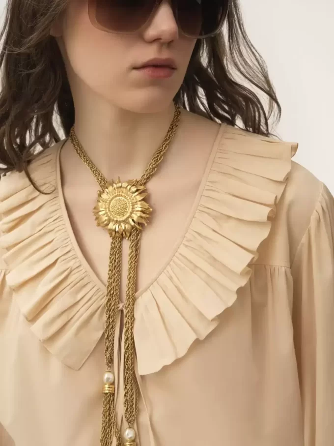 Gathered ruffle top in cotton voile Gathered ruffle top in cotton voile