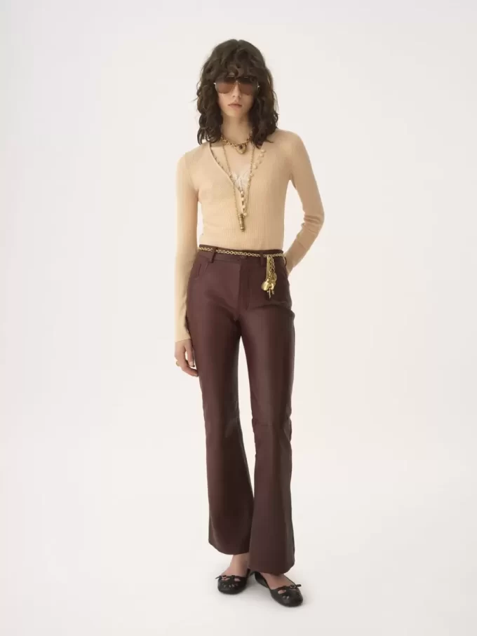 Henley shirt in a merino wool knit Henley shirt in a merino wool knit