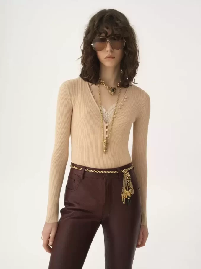 Henley shirt in a merino wool knit Henley shirt in a merino wool knit