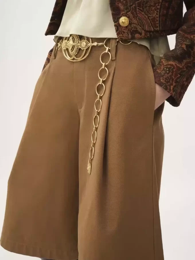 High-rise wide-leg bermuda shorts in cotton High-rise wide-leg bermuda shorts in cotton