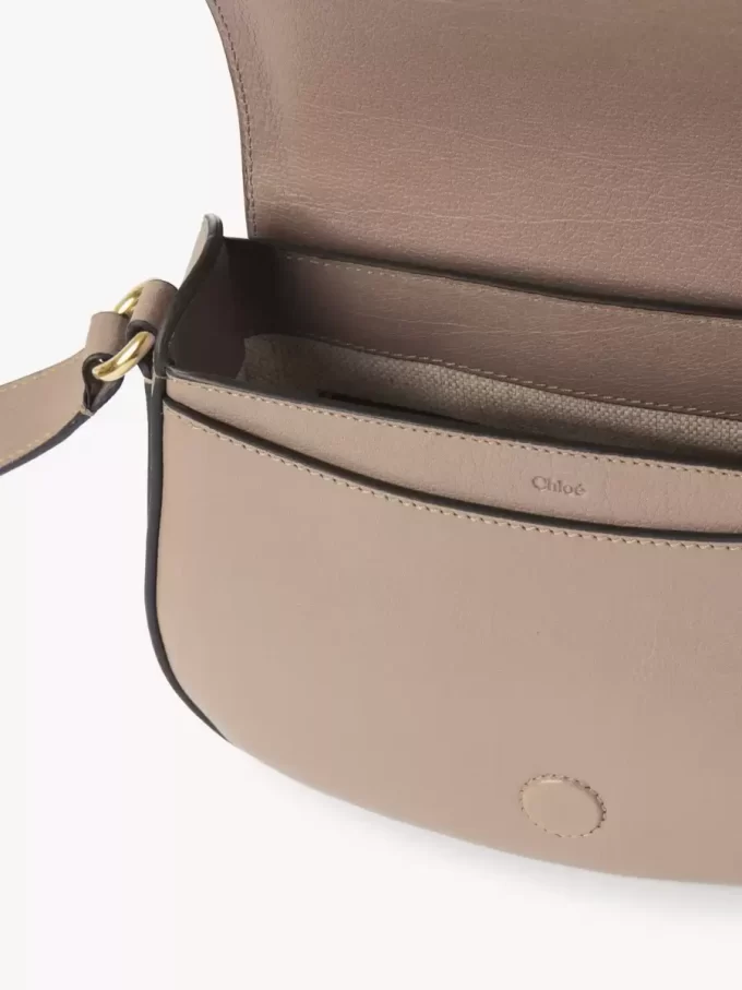 Horse Medal saddle bag in grained leather Horse Medal saddle bag in grained leather