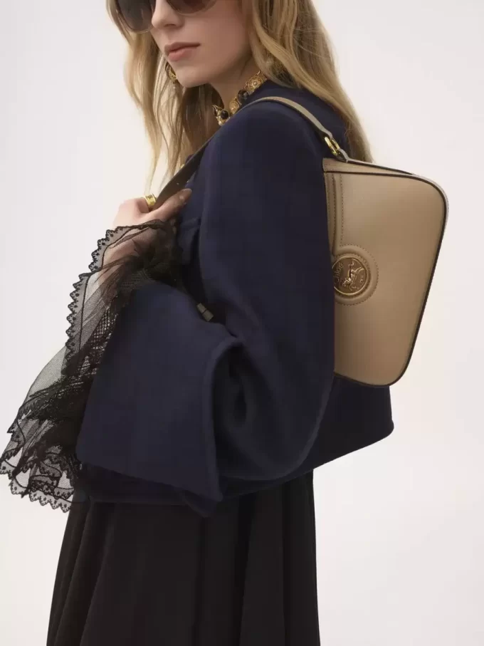 Horse Medal shoulder bag in grained leather