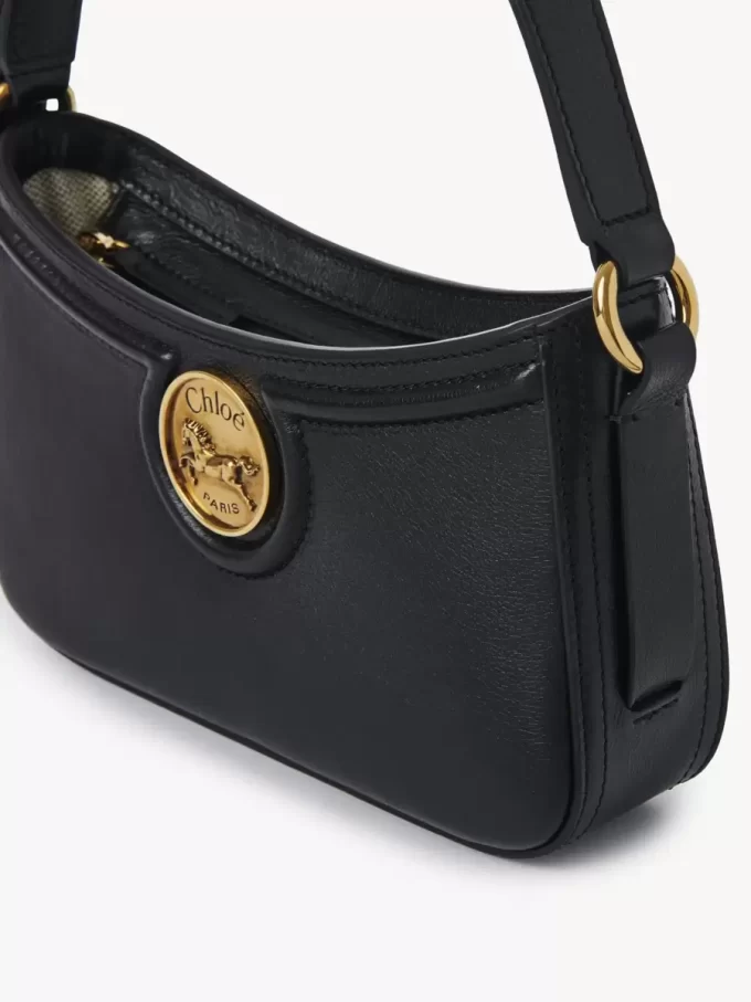 Horse Medal shoulder bag in grained leather Horse Medal shoulder bag in grained leather