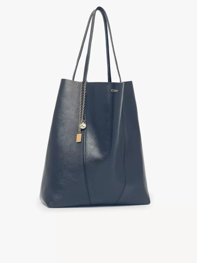 Large Chloé Spin tote bag in grained leather Large Chloé Spin tote bag in grained leather