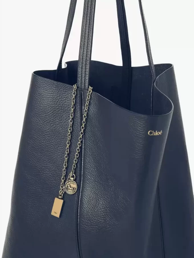 Large Chloé Spin tote bag in grained leather Large Chloé Spin tote bag in grained leather