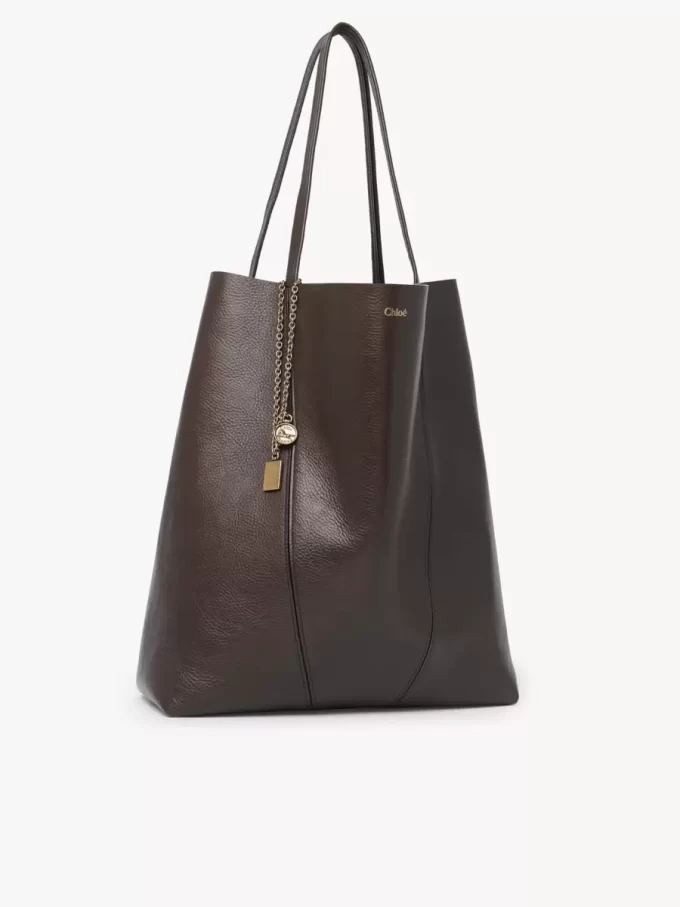 Large Chloé Spin tote bag in grained leather Large Chloé Spin tote bag in grained leather