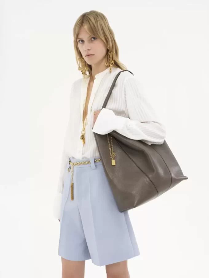 Large Chloé Spin tote bag in grained leather Large Chloé Spin tote bag in grained leather