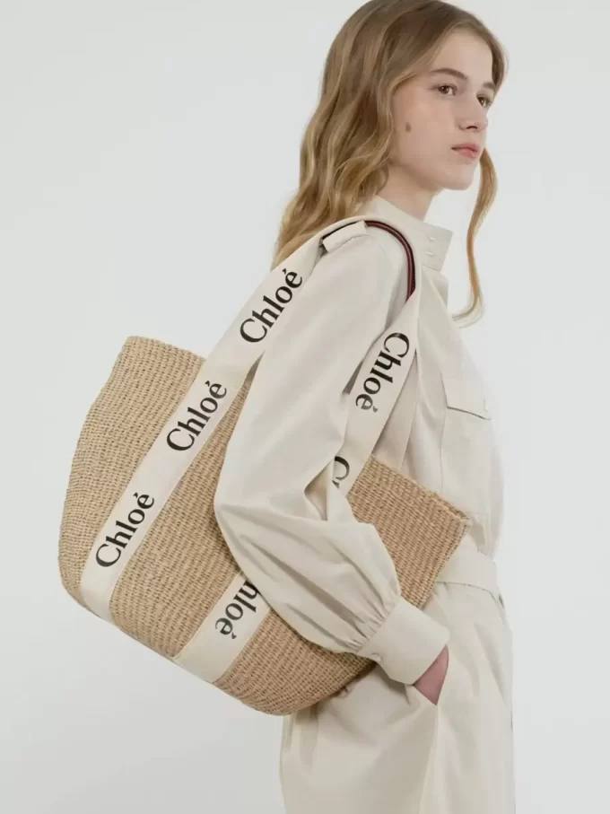 Large Woody basket in natural fibers Large Woody basket in natural fibers