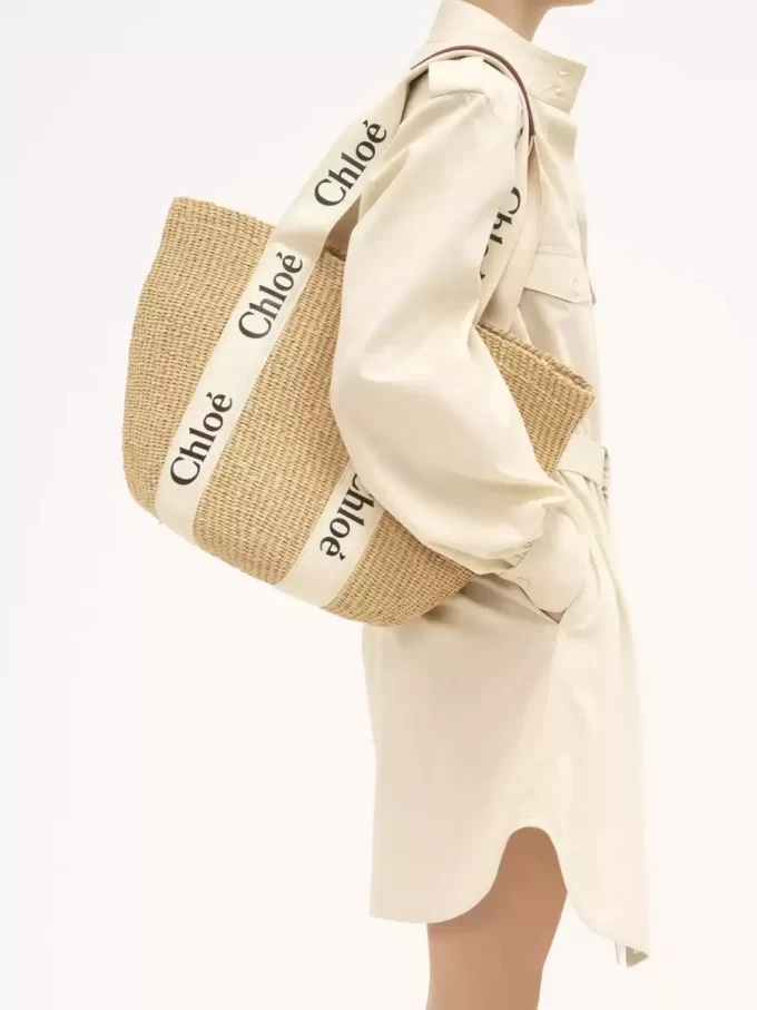 Large Woody basket in natural fibers Large Woody basket in natural fibers