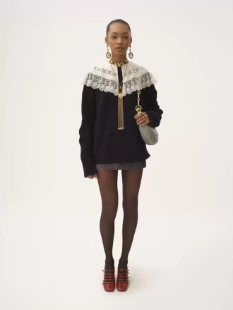 Logo sweater in a wool & cashmere knit Logo sweater in a wool & cashmere knit