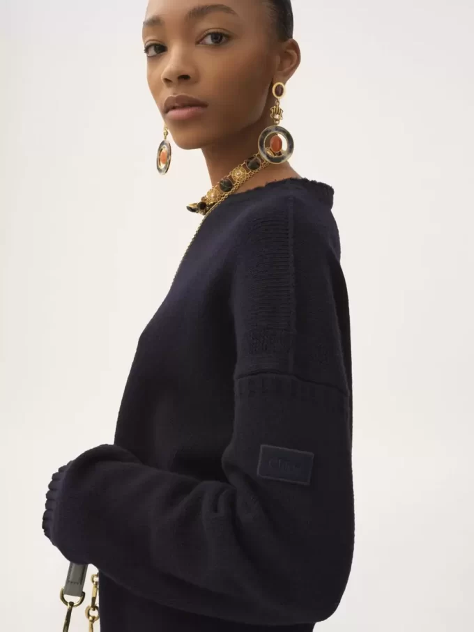 Logo sweater in a wool & cashmere knit Logo sweater in a wool & cashmere knit