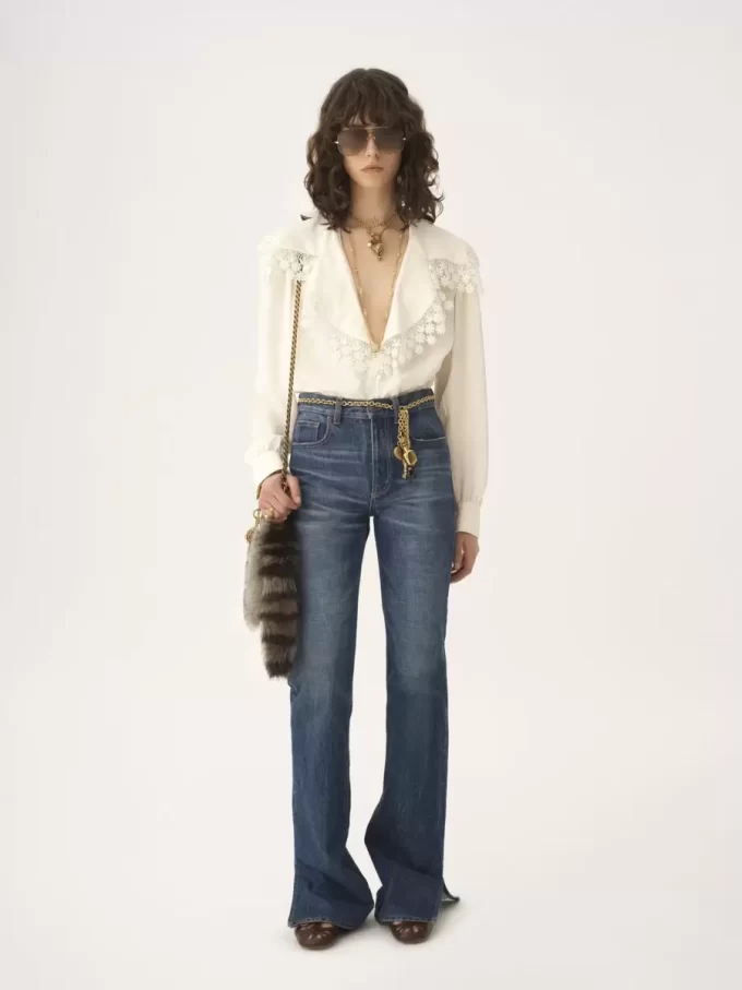 Maxi-collar blouse in silk jacquard & lace Maxi-collar blouse in silk jacquard & lace