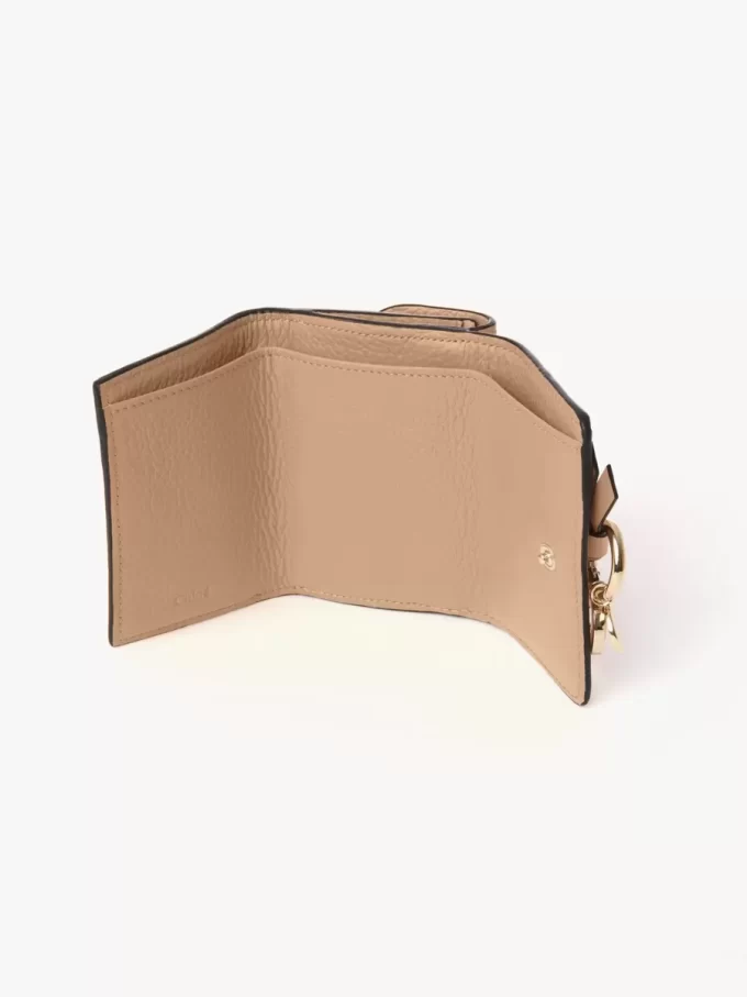 Mini Alphabet tri-fold in grained leather Mini Alphabet tri-fold in grained leather