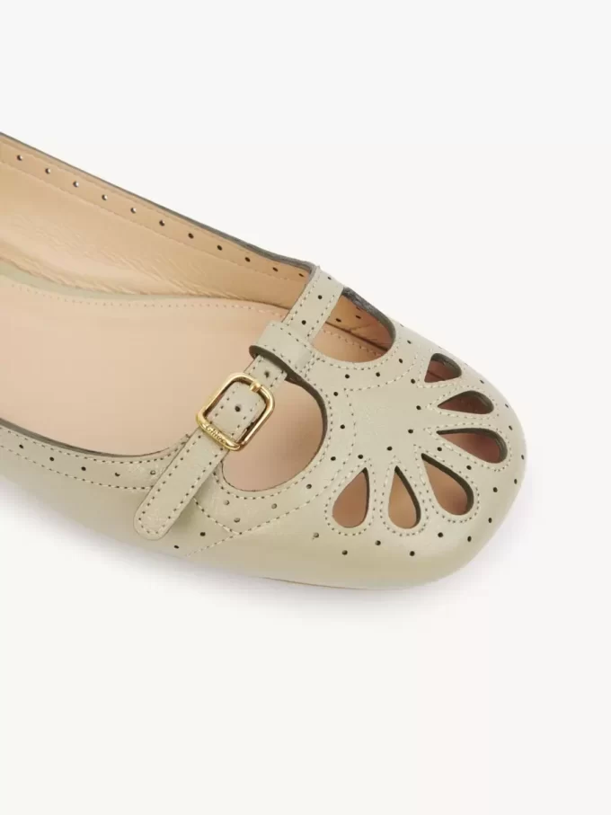 Misty ballerina Misty ballerina