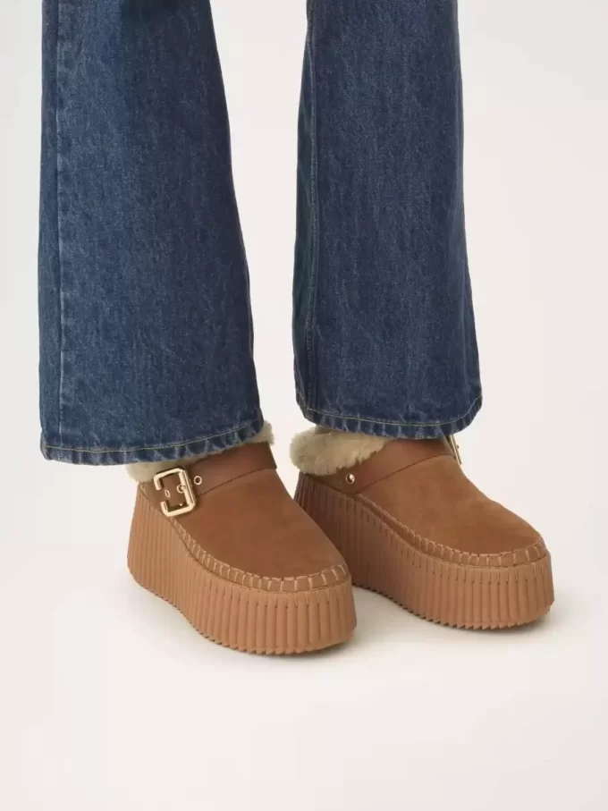 Nama wedge mule Nama wedge mule