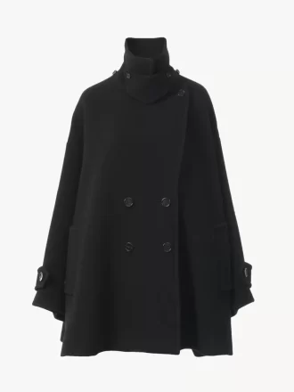 Oversized coat in wool