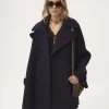 Oversized double-breasted coat in wool Oversized double-breasted coat in wool