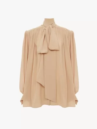 Oversized gathered lavallière blouse in crêpe de chine Oversized gathered lavallière blouse in crêpe de chine