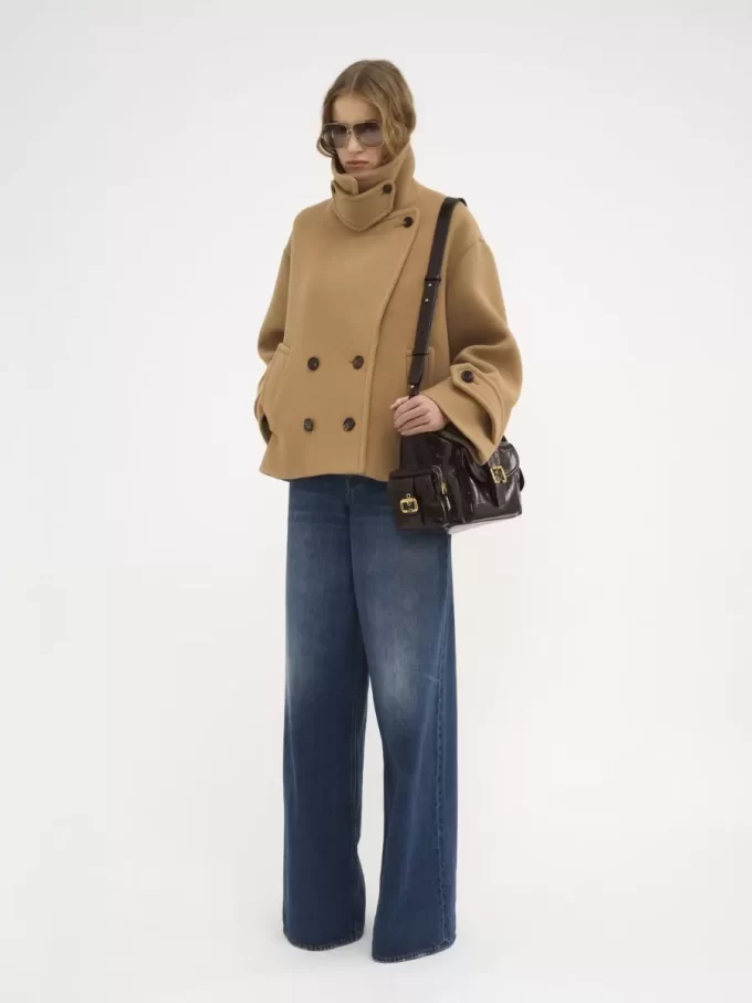 Oversized short coat in wool Oversized short coat in wool