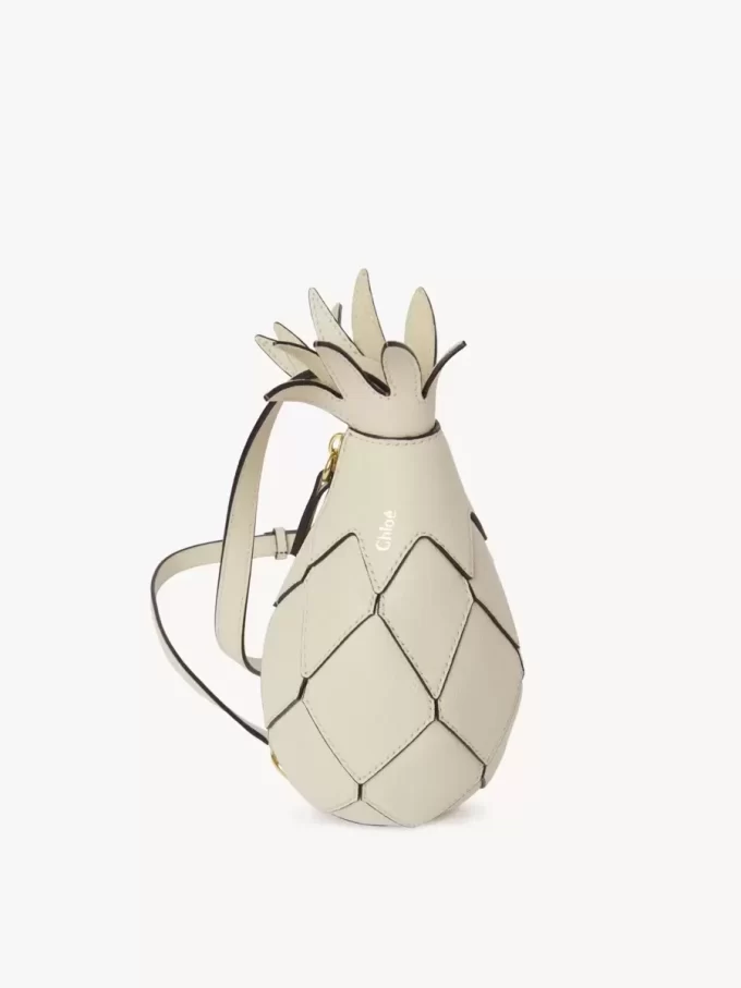 Pineapple shoulder bag in grained leather Pineapple shoulder bag in grained leather