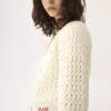 Round-neck cardigan in a wool & cashmere knit Round-neck cardigan in a wool & cashmere knit